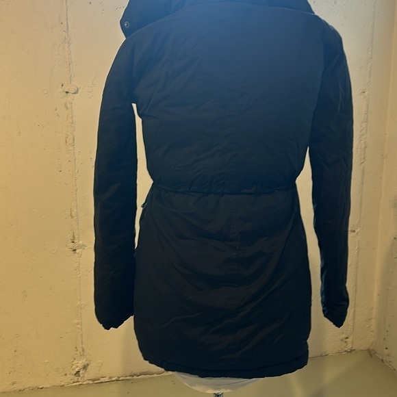Hollister California 1922 black puffer jacket bungee waist front pockets zipper - Picture 2 of 13